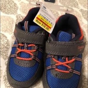 Osh Kosh toddlers boy’s sneakers